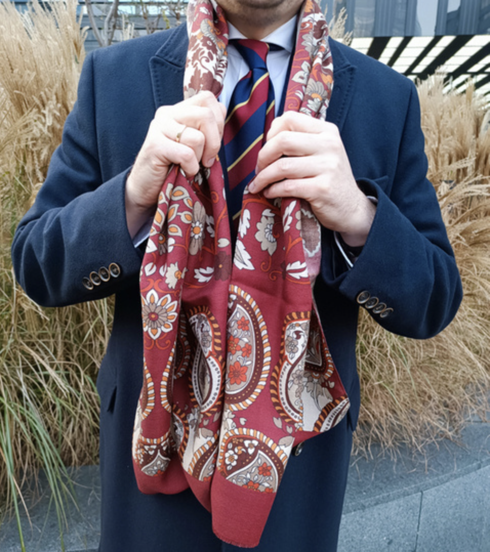 How to Wear Men's Scarves? Pairing Scarves with Coats, Jackets, and Blazers